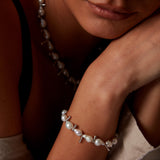 "Baroque" White Gold Bracelet with Natural Pearl